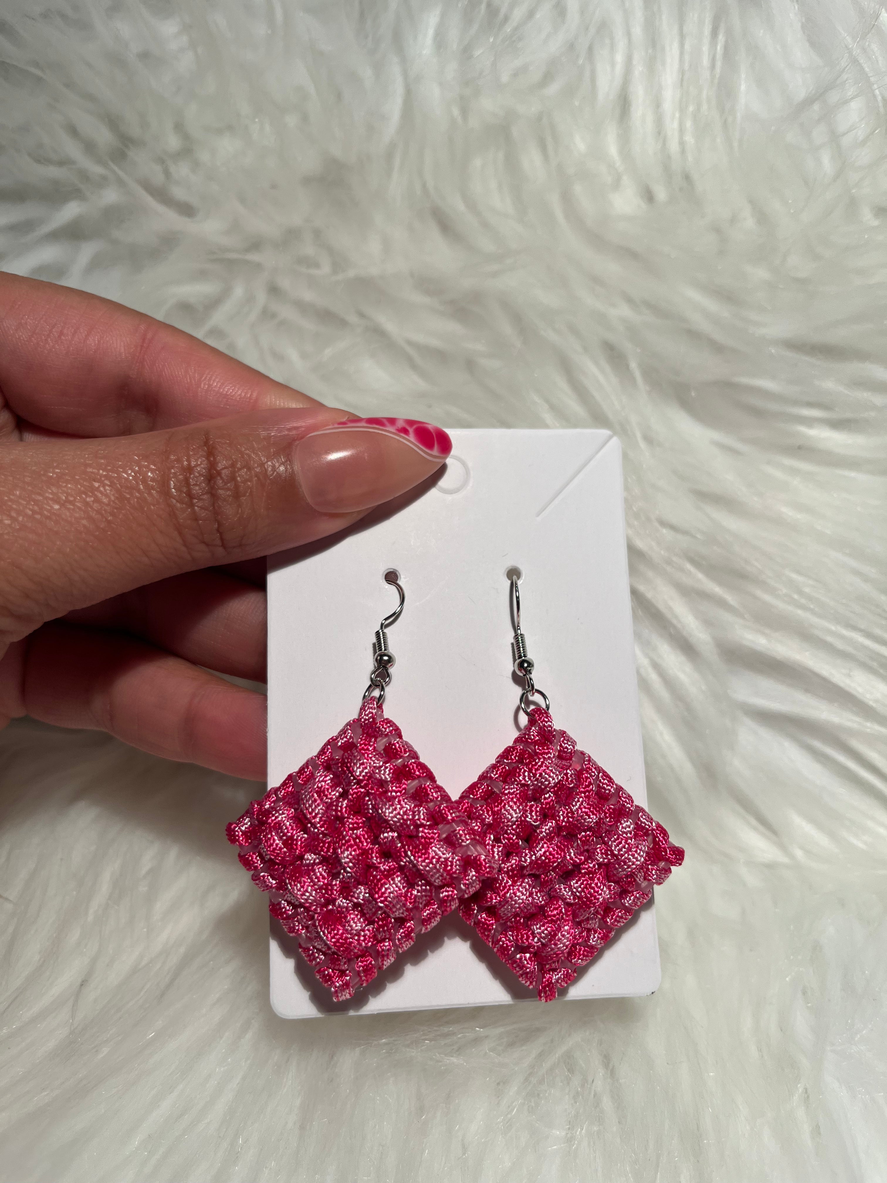 Duchess Earring - Cerise Pink & White